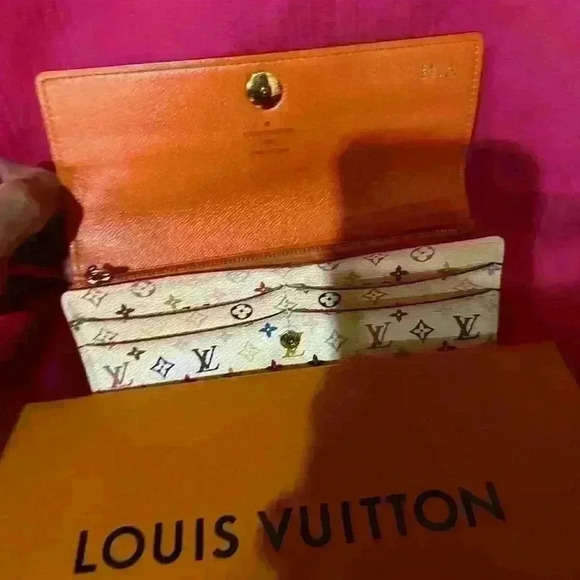 🔥 🌹 Vuitton Multicolor Sarah wallet  🌹 🔥 - Picture 4 of 6